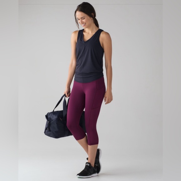 Lululemon Mind Over Miles Crop Marvel Leggings 17” Size 10 - Picture 3 of 17